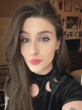 Meet your Posher, Whitney
